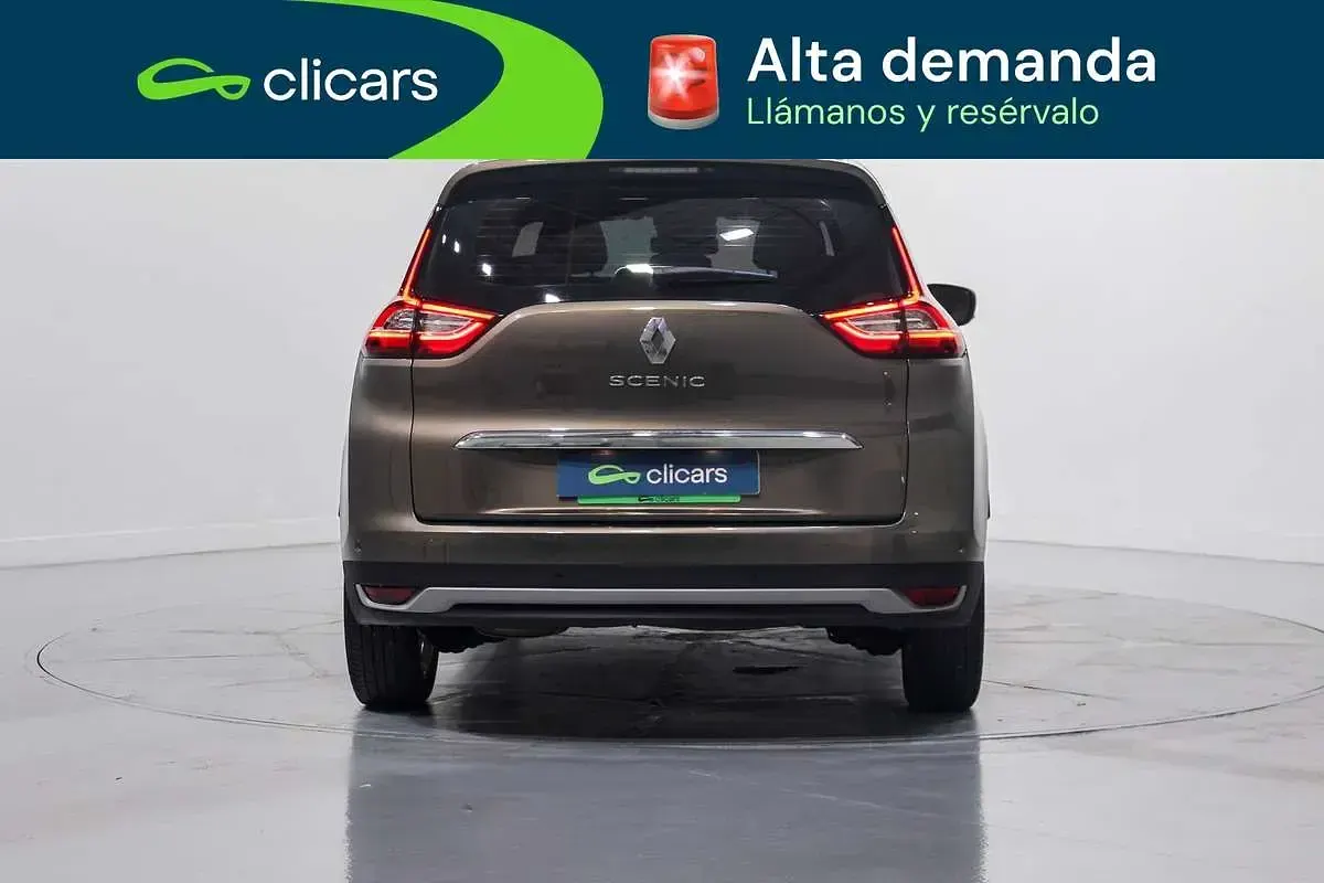 Usado Renault Scenic E-Tech Zen 131 CV (96 kW) 2017 Marrón Monovolumen