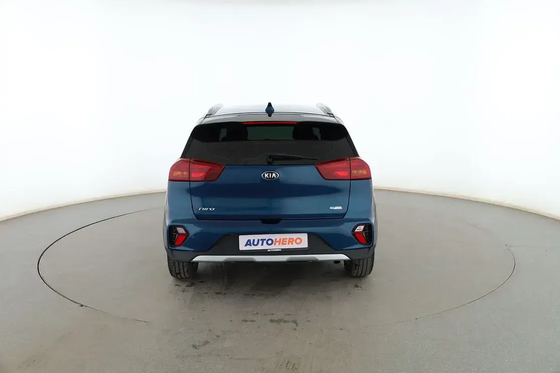 Usado Kia Niro 141 CV (103 kW) 2021 Azul SUV