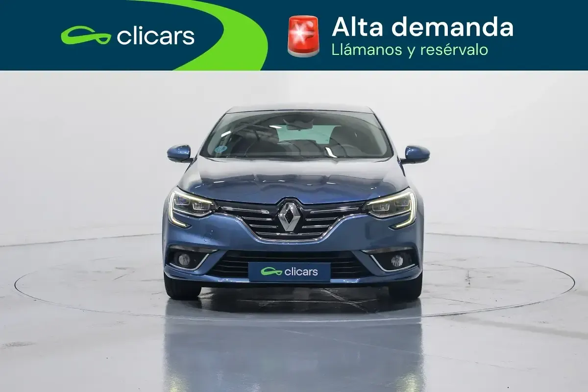 Usado Renault Mégane Zen 130 CV (95 kW) 2018 Azul