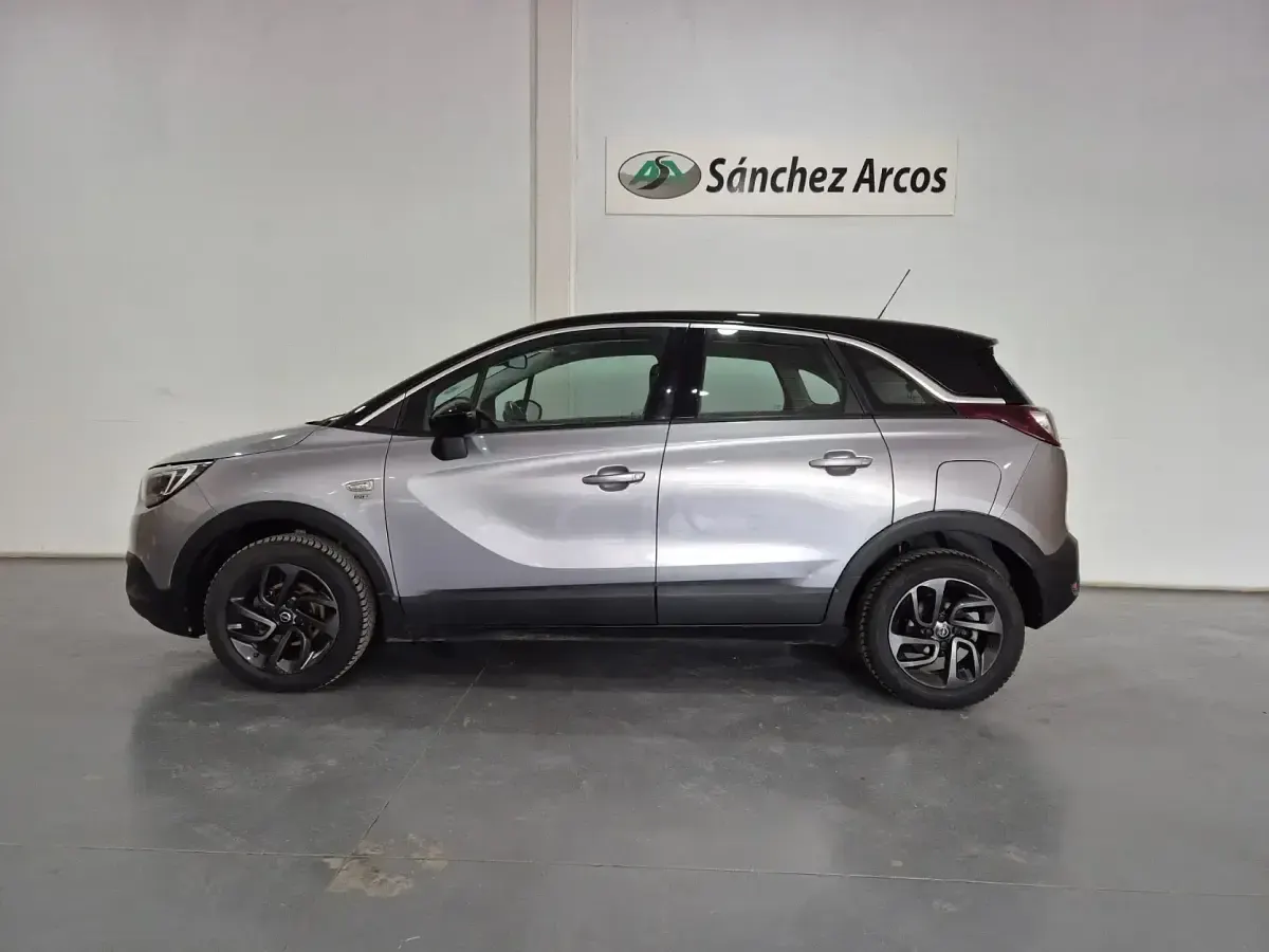 Usado Opel Crossland 102 CV (75 kW) 2020 Gris SUV