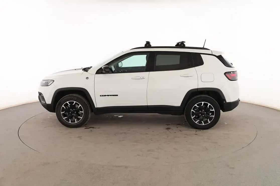 Usado Jeep Compass Trailhawk 241 CV (177 kW) 2022 Blanco SUV
