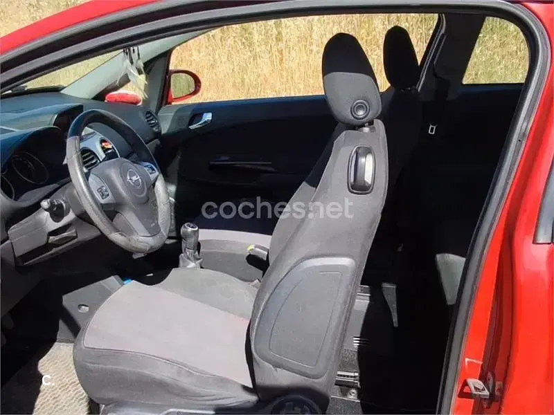 Usado Opel Corsa Sport 125 CV (91 kW) 2007 Rojo Utilitario