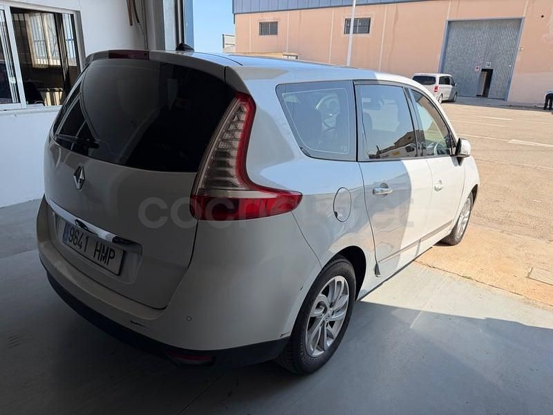 Usado Renault Grand Scénic III Dynamique 130 CV (95 kW) 2012 Blanco Monovolumen