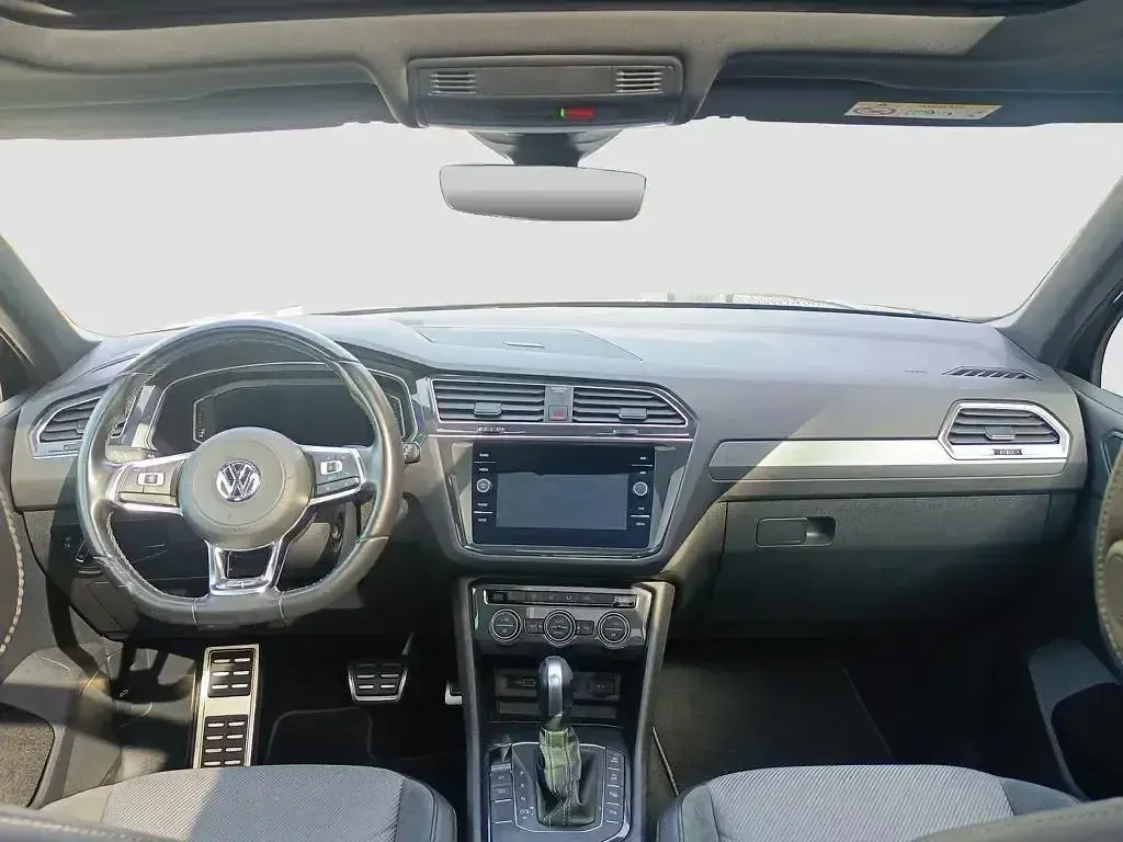 Używany VW Tiguan Sportline 150 KM (110 kW) 2020 Czarny SUV