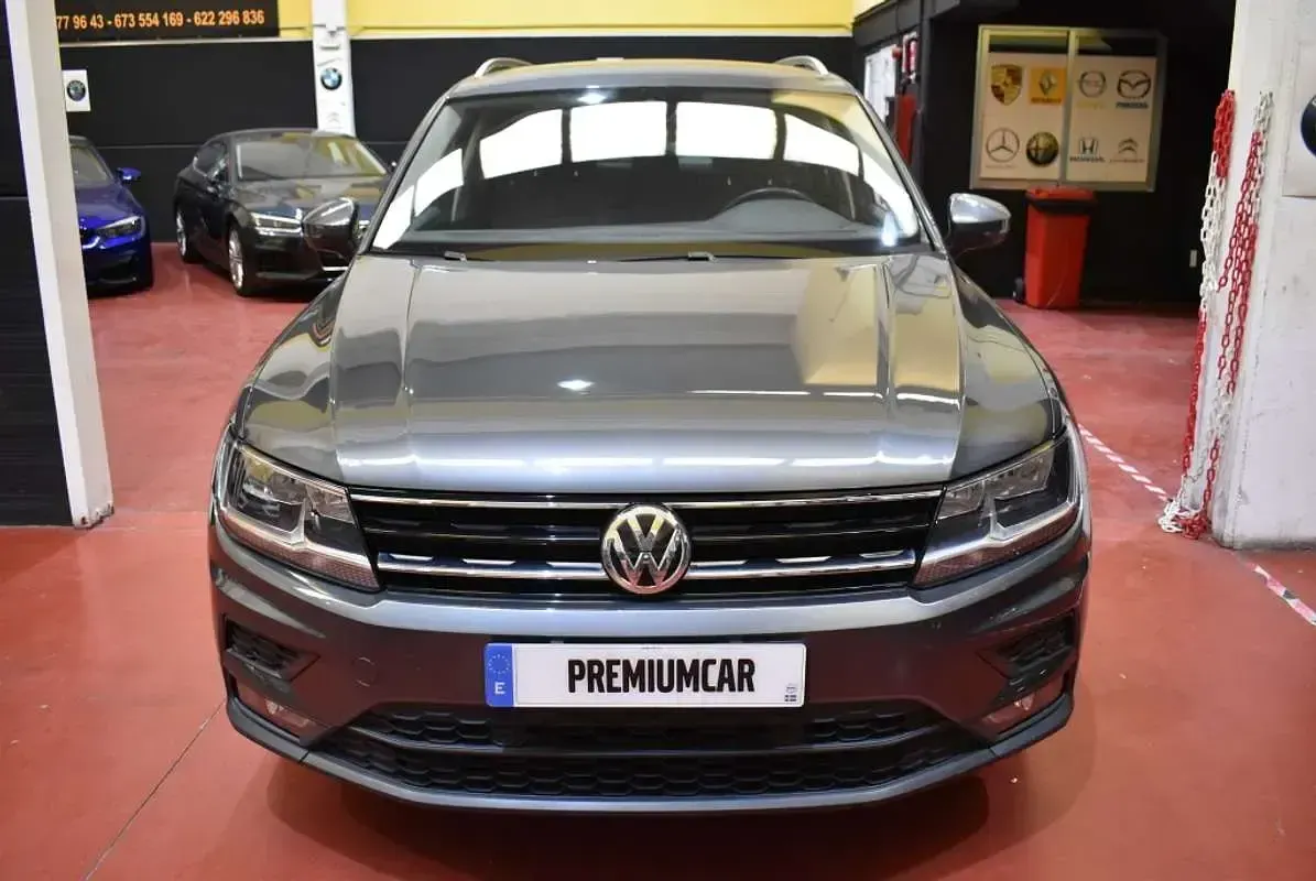 Usado VW Tiguan Advance 150 CV (110 kW) 2020 Gris SUV