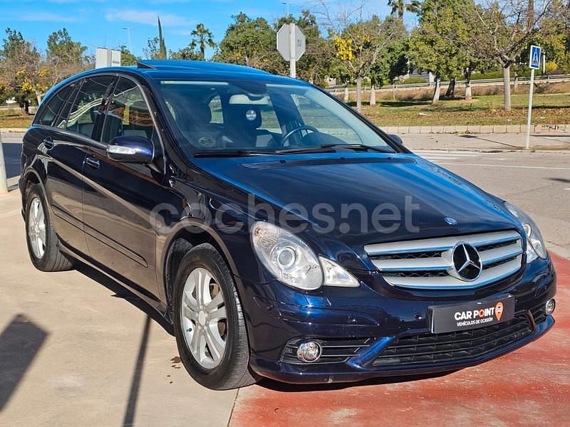 Usado Mercedes R320 224 CV (164 kW) 2007 Azul Monovolumen