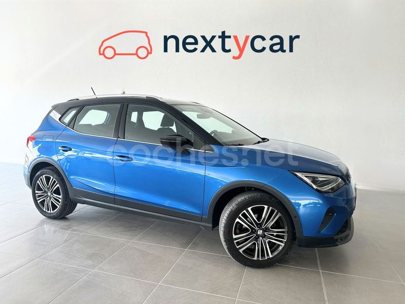 Azul Usado 2023 Seat Arona FR SUV | 20.500 € (Un poco caro) - Imagen 1/4