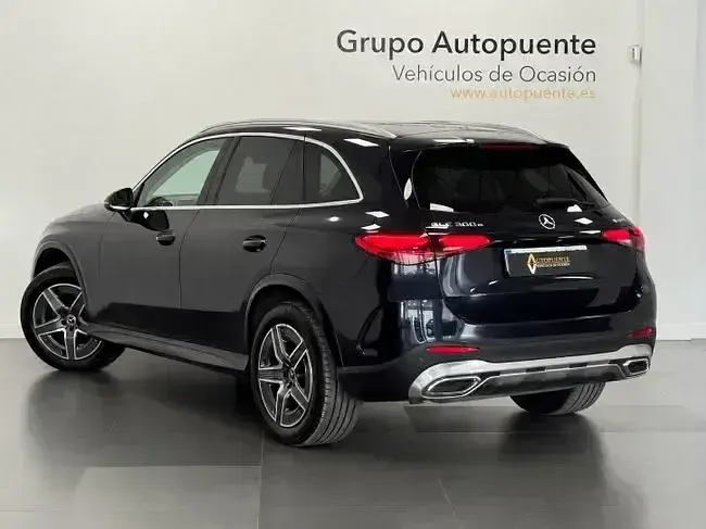 Usado Mercedes GLC300e AMG 313 CV (230 kW) 2024 Azul SUV