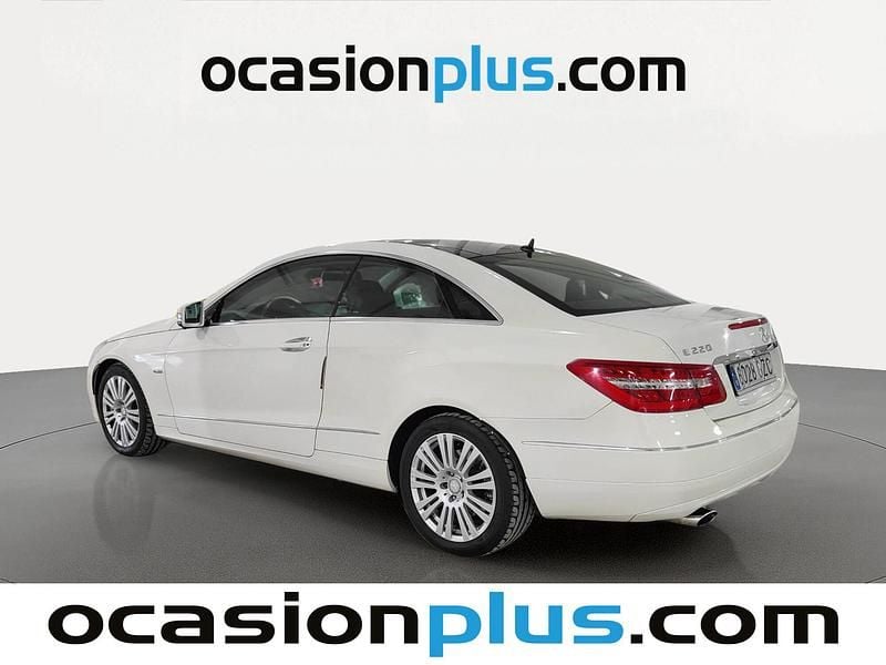 Usado Mercedes E220 Avantgarde 170 CV (125 kW) 2010 Blanco Coupe