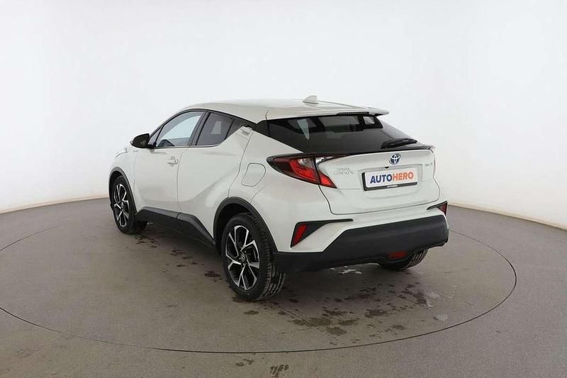 Usado Toyota C-HR Advance 122 CV (89 kW) 2020 Blanco SUV