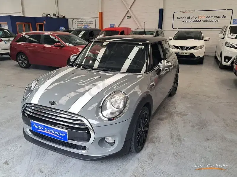 Usado Mini Cooper D 116 CV (85 kW) 2017 Gris / plata Utilitario