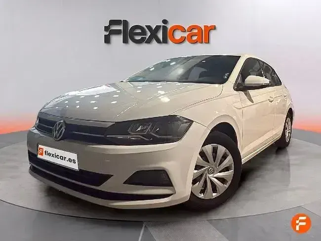 Usado VW Polo R-line 75 CV (55 kW) 2018 Blanco Utilitario