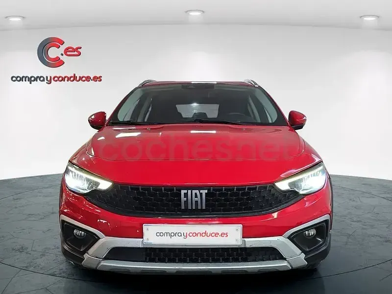Usado Fiat Tipo Red 130 CV (95 kW) 2022 Rojo Berlina
