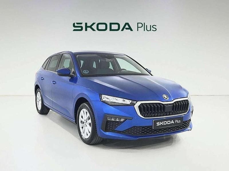 Usado Skoda Scala Selection 116 CV (85 kW) 2024 Azul Utilitario