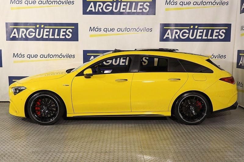 Usado Mercedes CLA45 AMG Shooting Brake AMG 422 CV (310 kW) 2020 Amarillo Familiar