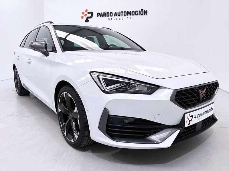 Blanco Usado 2023 Cupra Leon Familiar | 23.900 € (Buen precio) - Imagen 1/4