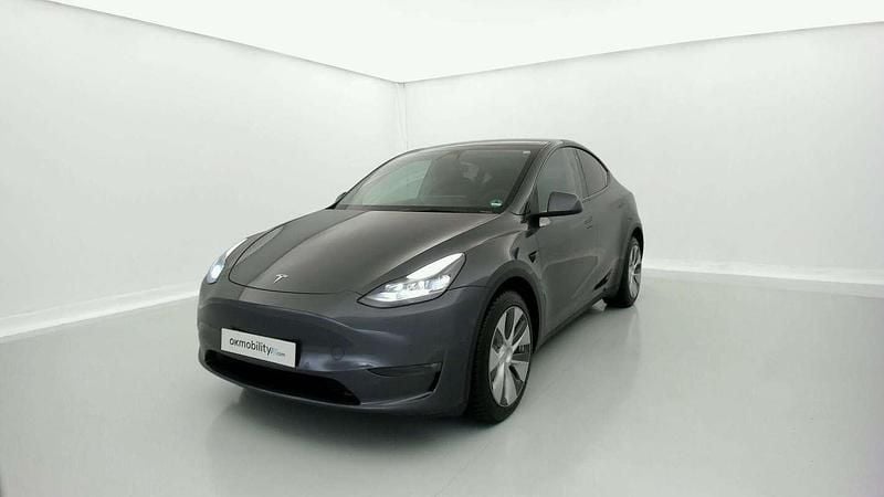 Plateado Usado 2022 Tesla Model Y SUV | 37.791 € (Un poco caro) - Imagen 1/4