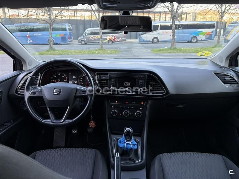 Begagnad Seat Leon Style 105 HK (77 kW) 2013 Grå Sedan