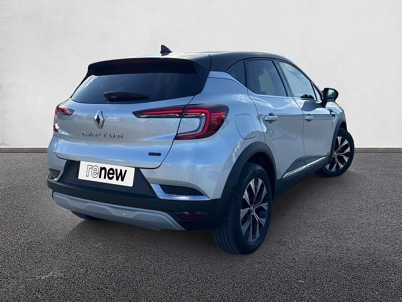 Usado Renault Captur Techno 160 CV (117 kW) 2022 Gris SUV