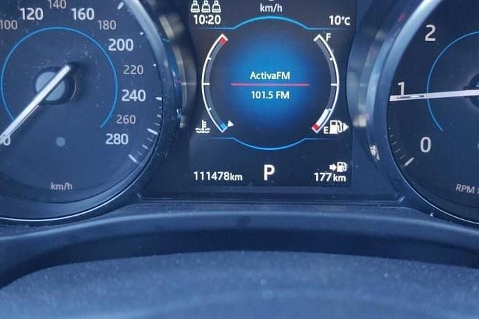 Usado Jaguar F-Pace Pure 180 HP (132 kW) 2019 SUV