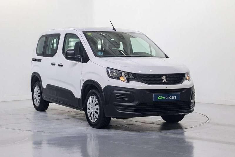 Usado Peugeot Rifter Active 102 CV (75 kW) 2021 Blanco Monovolumen