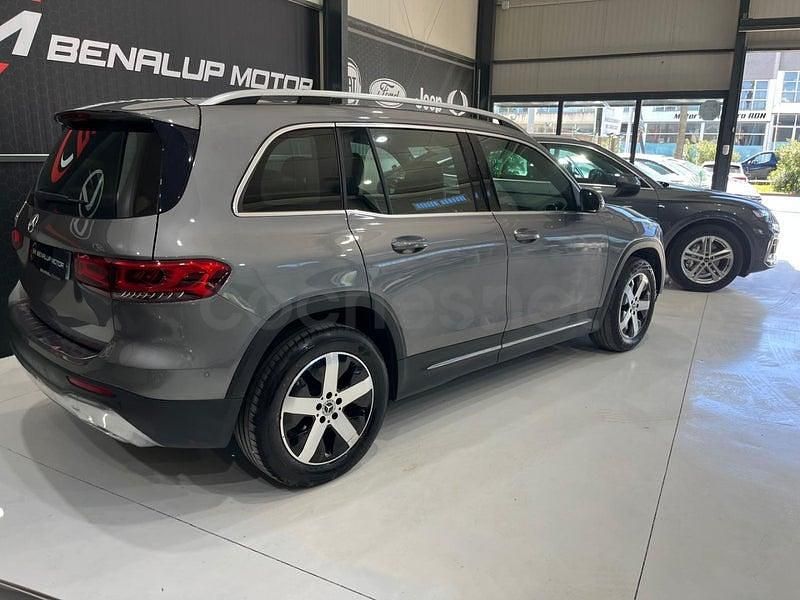 Usado Mercedes GLB200 150 CV (110 kW) 2021 Gris / plata SUV