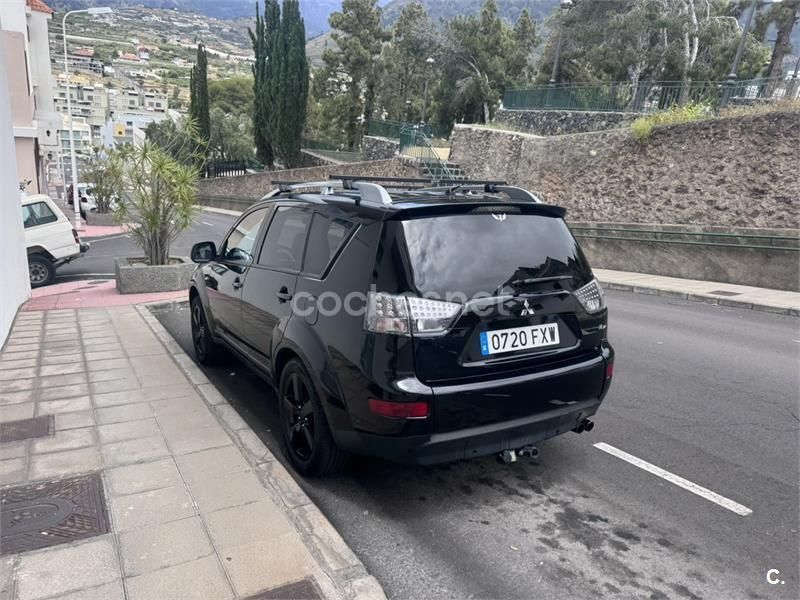 Negro Usado 2007 Mitsubishi Outlander Intense+ SUV | 7000 € (Caro) - Imagen 1/3
