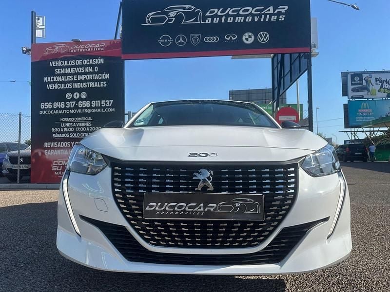 Blanco Usado 2022 Peugeot 208 Active Utilitario | 13.999 € (Precio justo) - Imagen 1/4