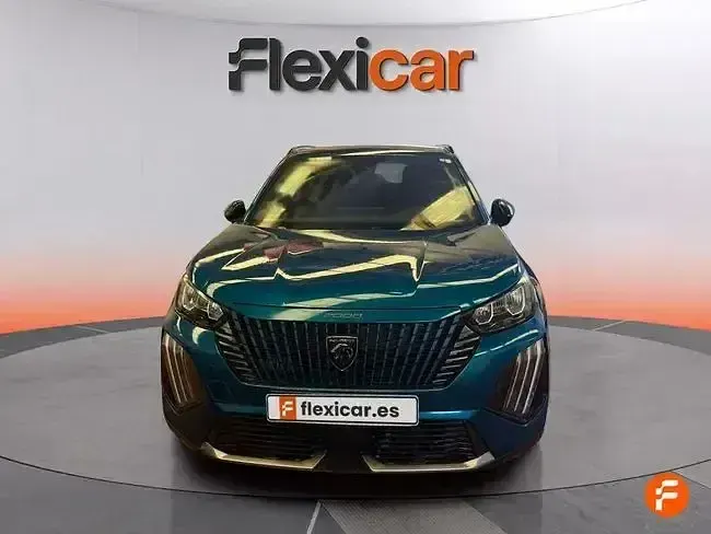 Usado Peugeot 2008 Allure 100 CV (73 kW) 2025 Verde SUV