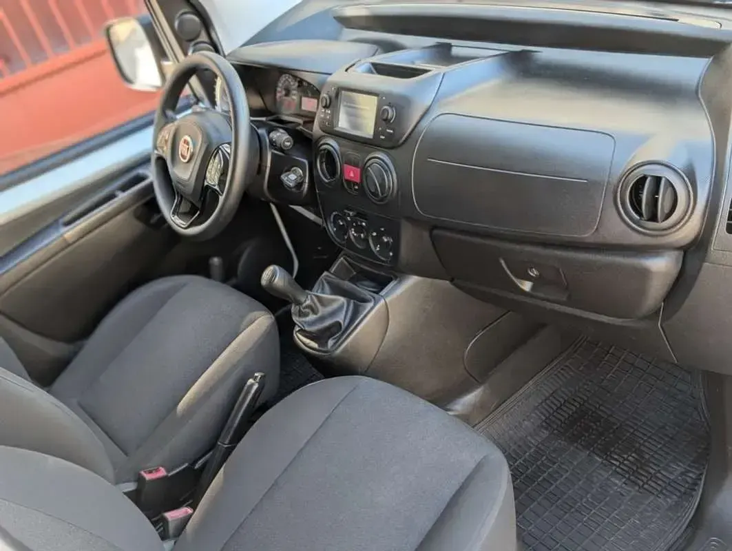Usado Fiat Fiorino 82 CV (60 kW) 2018 Blanco Monovolumen