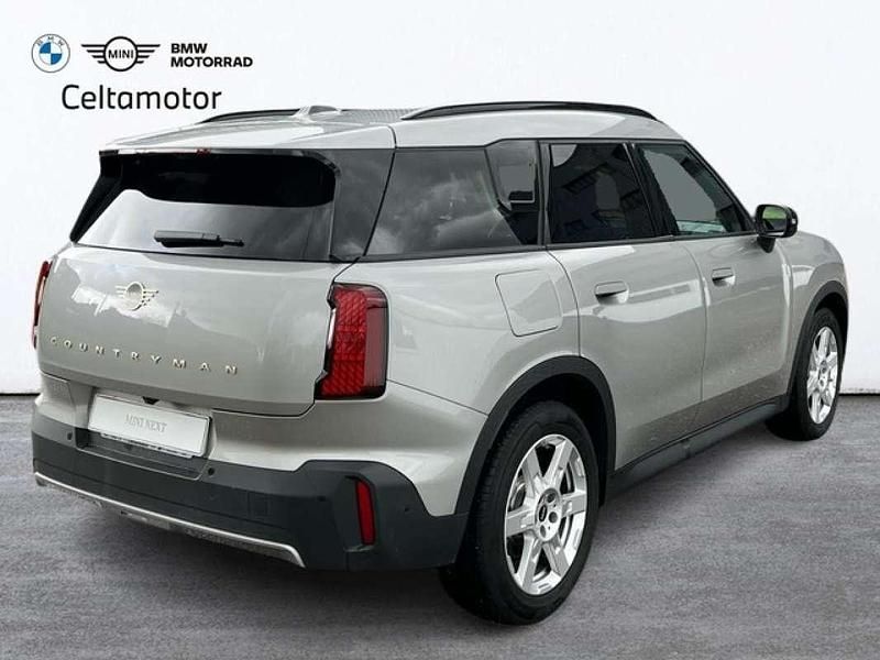 Usado Mini One D 163 CV (119 kW) 2025 Plateado Utilitario