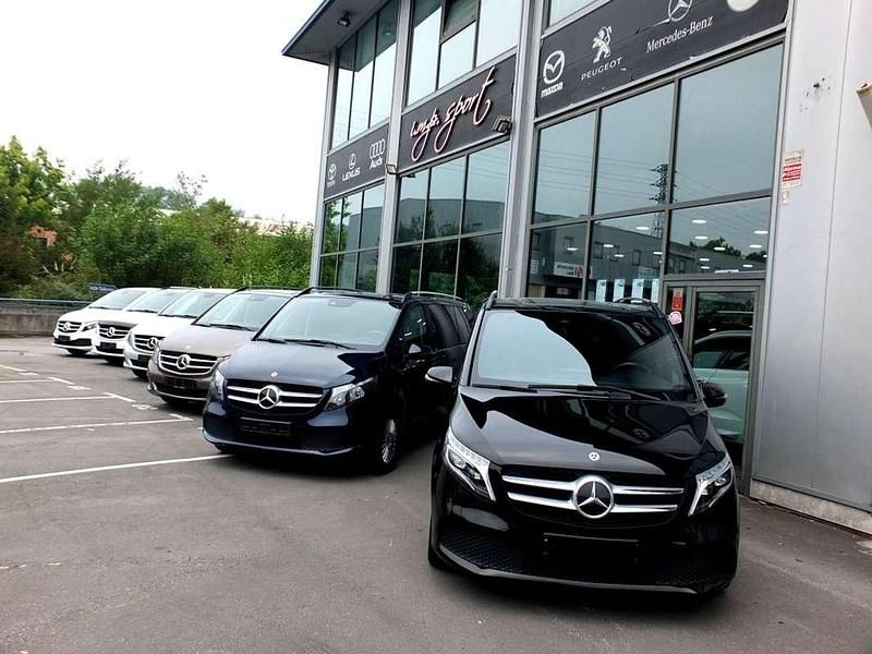 Usado Mercedes V220 163 CV (119 kW) 2019 Negro Monovolumen