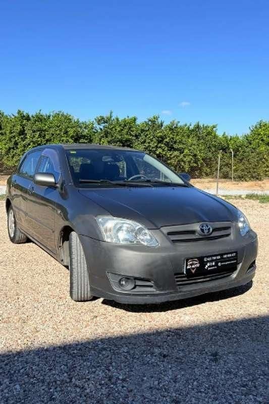 Usado Toyota Corolla Sol 116 CV (85 kW) 2004 Utilitario