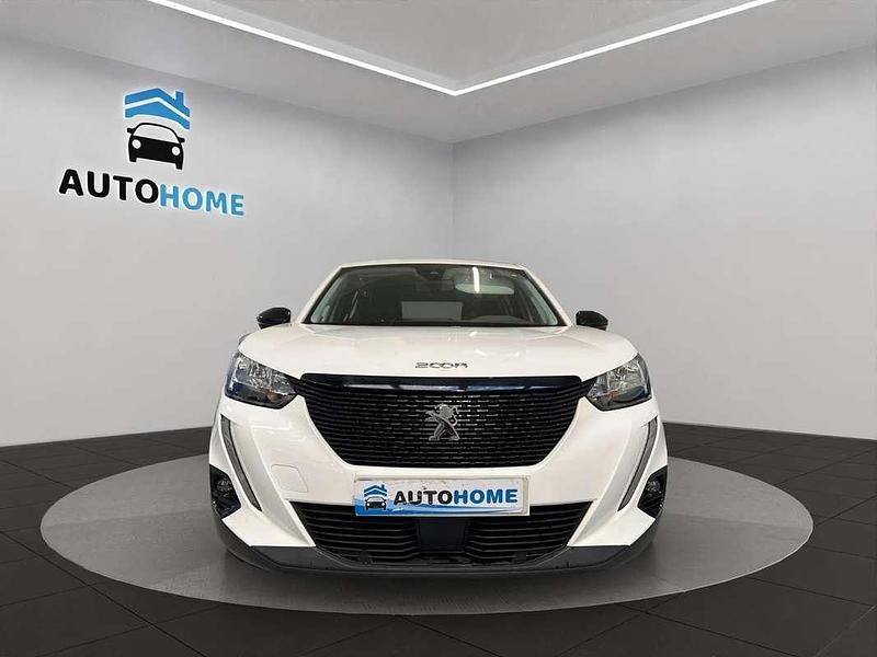 Usado Peugeot 2008 Active 110 CV (80 kW) 2021 Blanco SUV