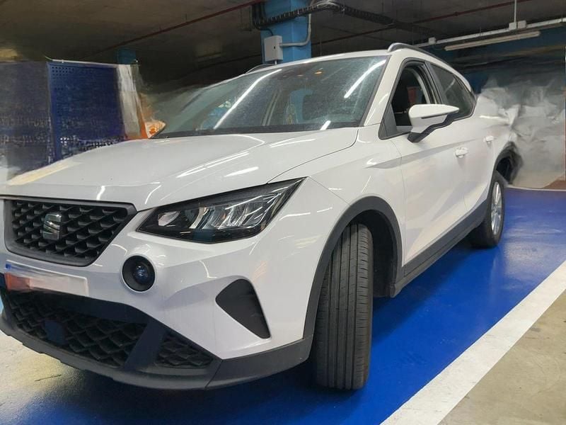 Blanco Usado 2023 Seat Arona Reference SUV | 18.100 € (Precio justo) - Imagen 1/4