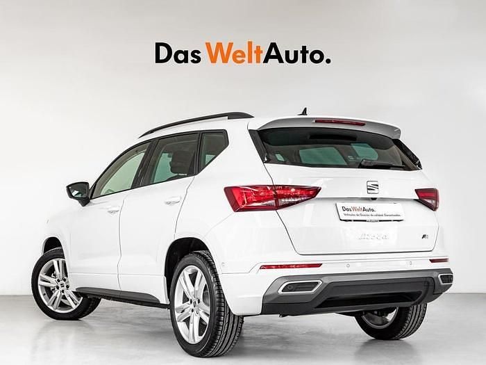 Blanco Nuevo 2025 Seat Ateca FR SUV | 29.900 € (Un poco caro) - Imagen 1/4