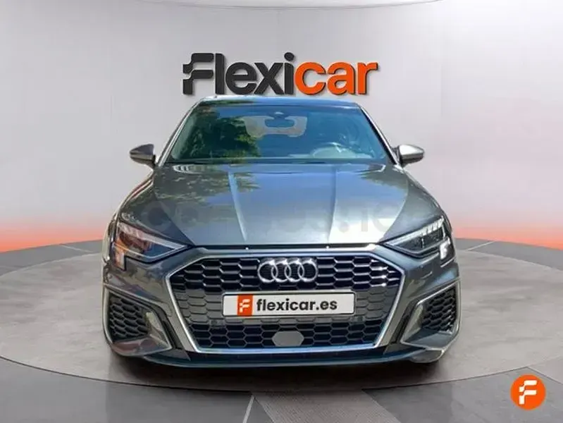Usado Audi A3 S-Line 204 CV (150 kW) 2021 Gris / plata Berlina