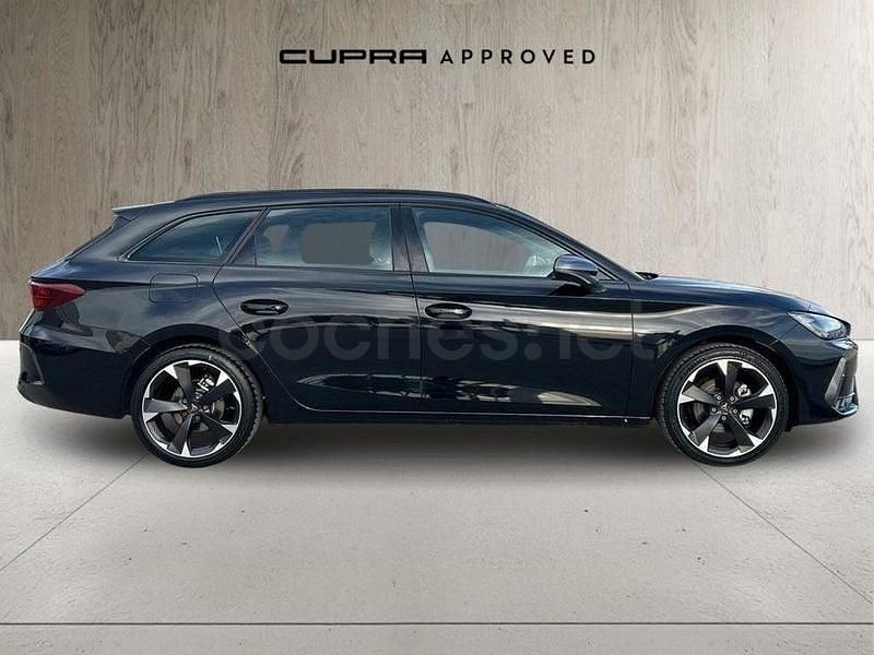 Usado Cupra Leon 150 CV (110 kW) 2024 Negro Familiar