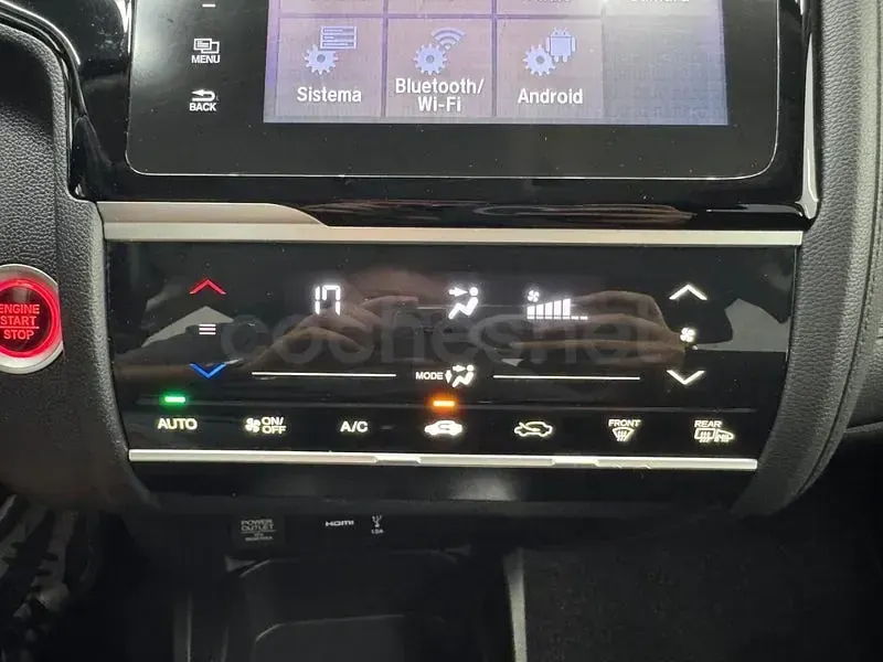 Usado Honda Jazz Elegance 102 CV (75 kW) 2019 Azul Utilitario