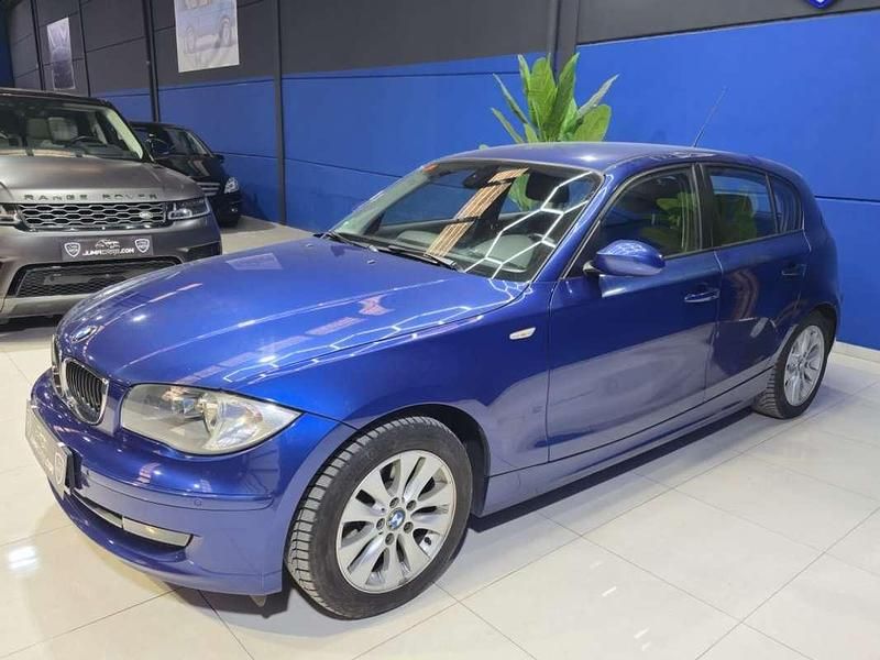 Usado BMW 118 143 CV (105 kW) 2010 Azul Utilitario