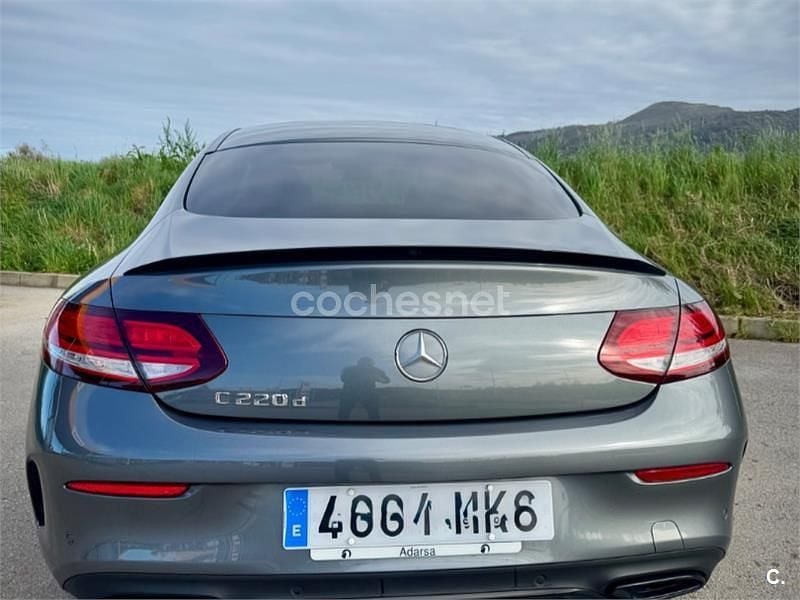 Usado Mercedes C220 194 CV (142 kW) 2023 Gris / plata Coupe