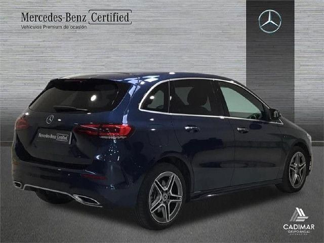 Usado Mercedes B250e AMG line 218 CV (160 kW) 2021 Azul denim Monovolumen