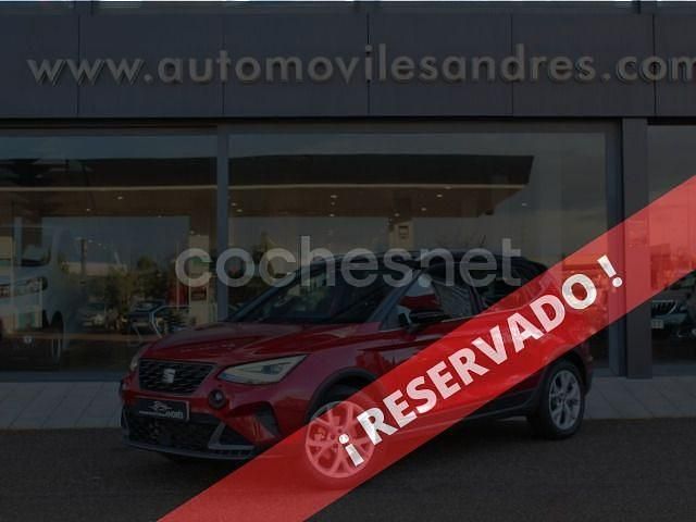 Rojo Usado 2023 Seat Arona FR SUV | 21.500 € (Un poco caro) - Imagen 1/3