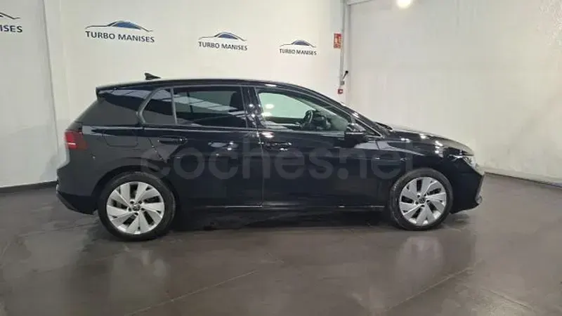 Usado VW Golf VIII 115 CV (84 kW) 2025 Negro Berlina