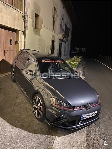 Usado VW Golf VII GTI Clubsport 265 CV (194 kW) 2017 Gris / plata Berlina