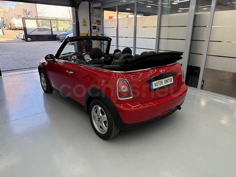 Usado Mini One Cabriolet 98 CV (72 kW) 2010 Rojo Descapotable