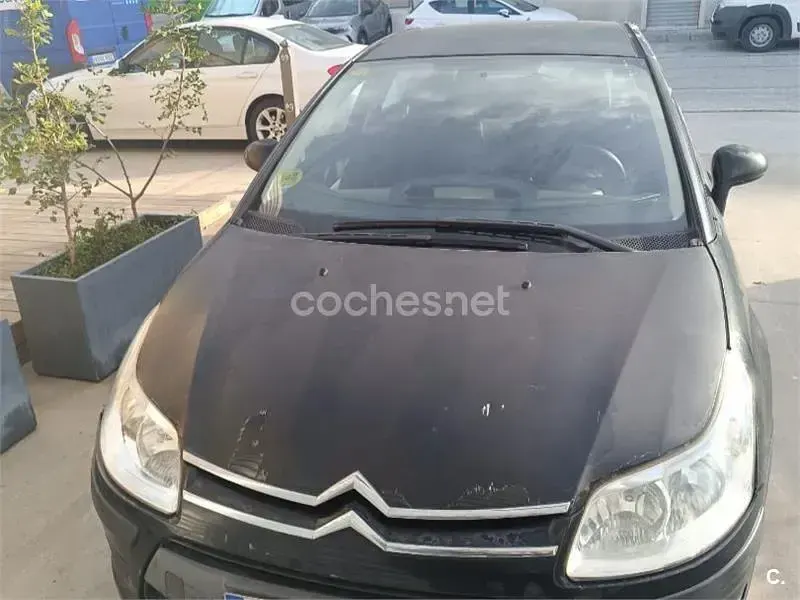 Usado Citroën C4 92 CV (67 kW) 2009 Negro Berlina