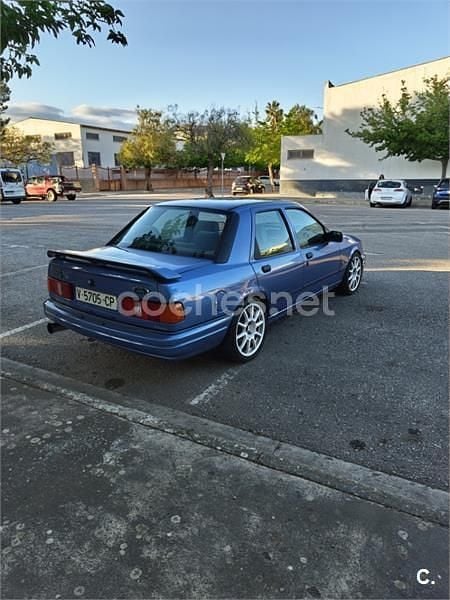 Usado Ford Sierra 204 CV (150 kW) 1988 Azul Berlina