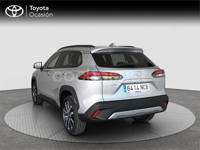 Usado Toyota Corolla Cross Style 140 CV (102 kW) 2025 Gris / plata SUV