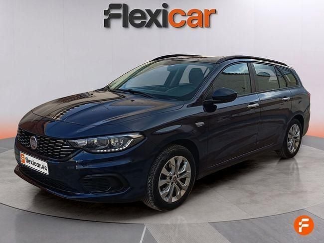 Usado Fiat Tipo S 95 CV (69 kW) 2019 Negro Familiar